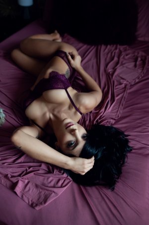Philise outcall escorts in Culver City